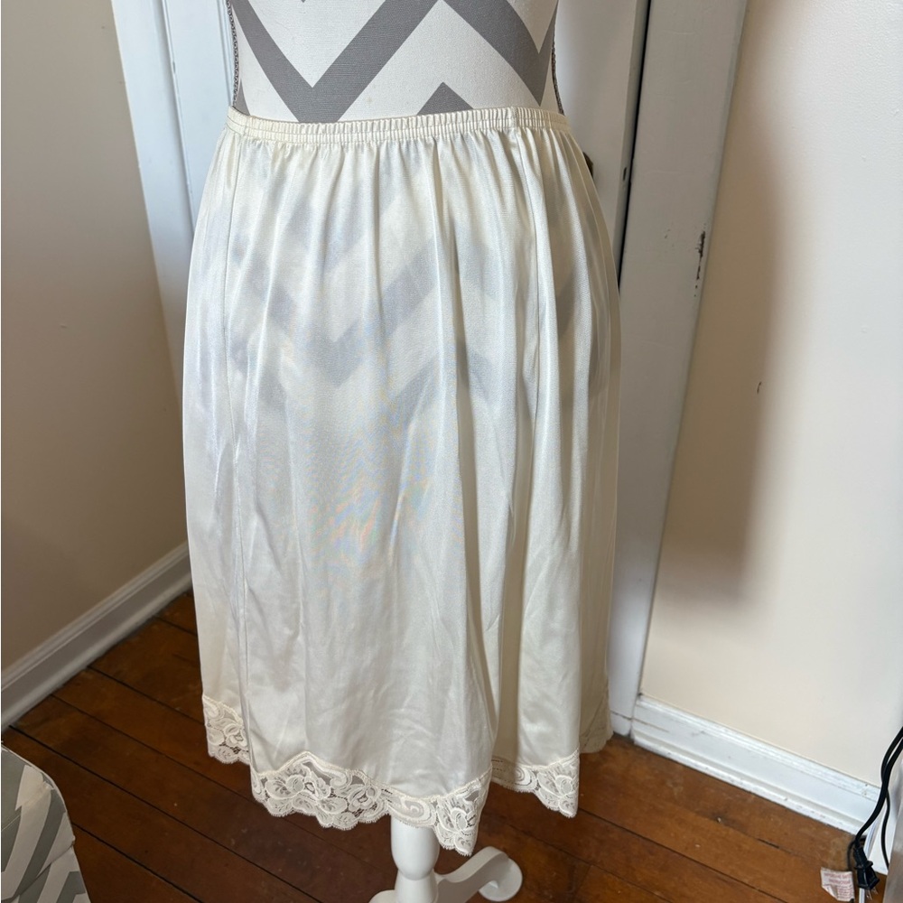 Vintage Skirt Slip